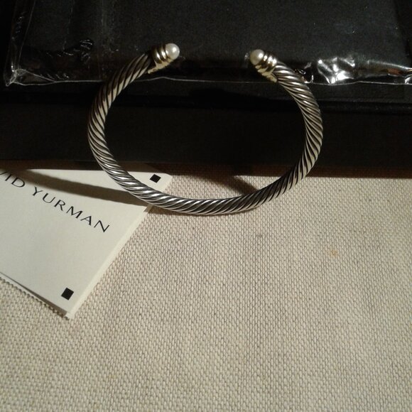 NEW! David Yurman 5mm Pearl SS 925 and 14 karat Bangle Bracelet - Picture 1 of 9